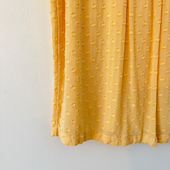 Softsurroundings Seaside Inspired Offshore Tunic Top Swiss Dot Golden Haze (T1) - Picture 6 of 15